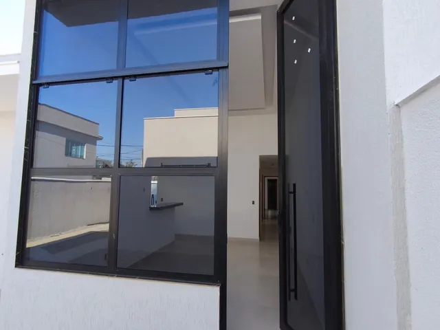 Casa 3 quartos e 1 banheiro, à venda, no bairro Enseada das Gaivotas em Rio das Ostras