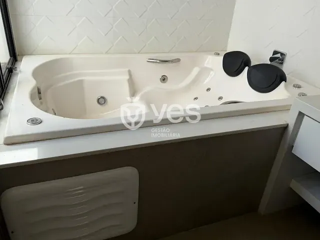 Casa 1 quarto e 2 banheiros, para alugar, no bairro Residencial Bocaina em Araxá
