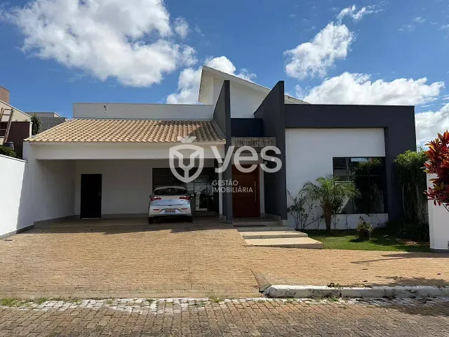 Casa 1 quarto e 2 banheiros, para alugar, no bairro Residencial Bocaina em Araxá