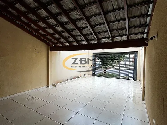 Casa com 150m² 3 quartos e 2 banheiros, à venda, no bairro Colúmbia em Londrina