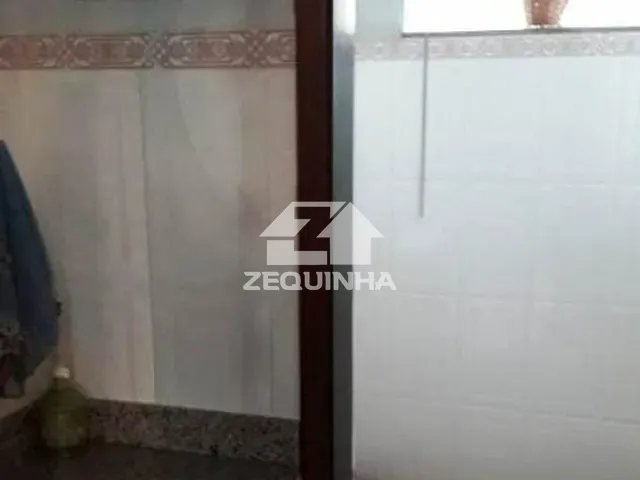 Casa com 410m² 3 quartos e 2 banheiros, à venda, no bairro Rio Pequeno em Sao Paulo