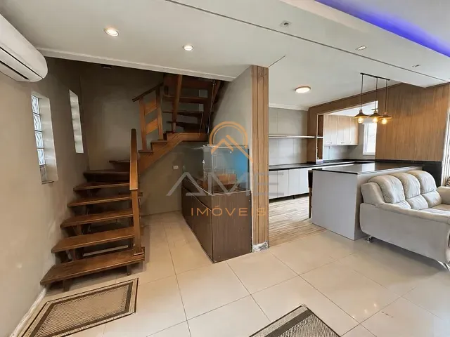 Casa com 265m² 3 quartos e 3 banheiros, à venda, no bairro Laranjal em Pelotas