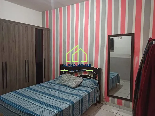 Casa com 160m² 2 quartos e 1 banheiro, à venda, no bairro Residencial e Comercial Laerte Asumpção em Pindamonhangaba