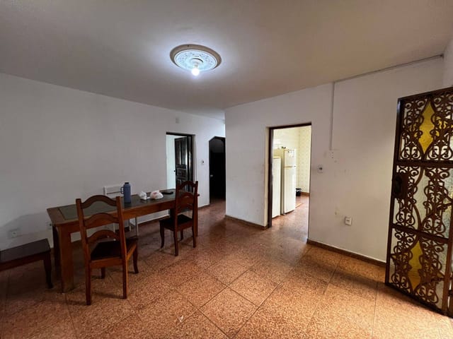 Casa 7 quartos e 1 banheiro, para alugar, no bairro Santa Filomena em Pouso Alegre