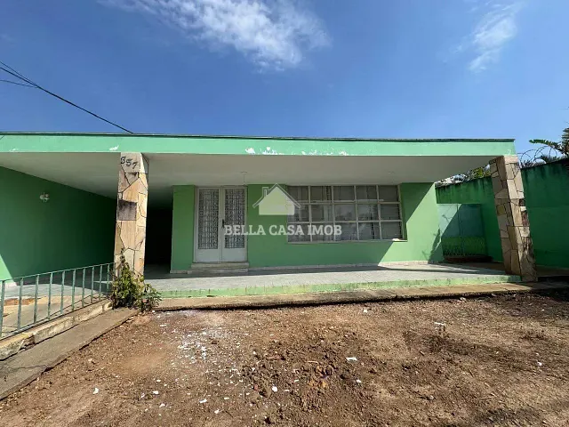 Casa com 360m² 3 quartos e 3 banheiros, à venda, no bairro Vila Trujillo em Sorocaba