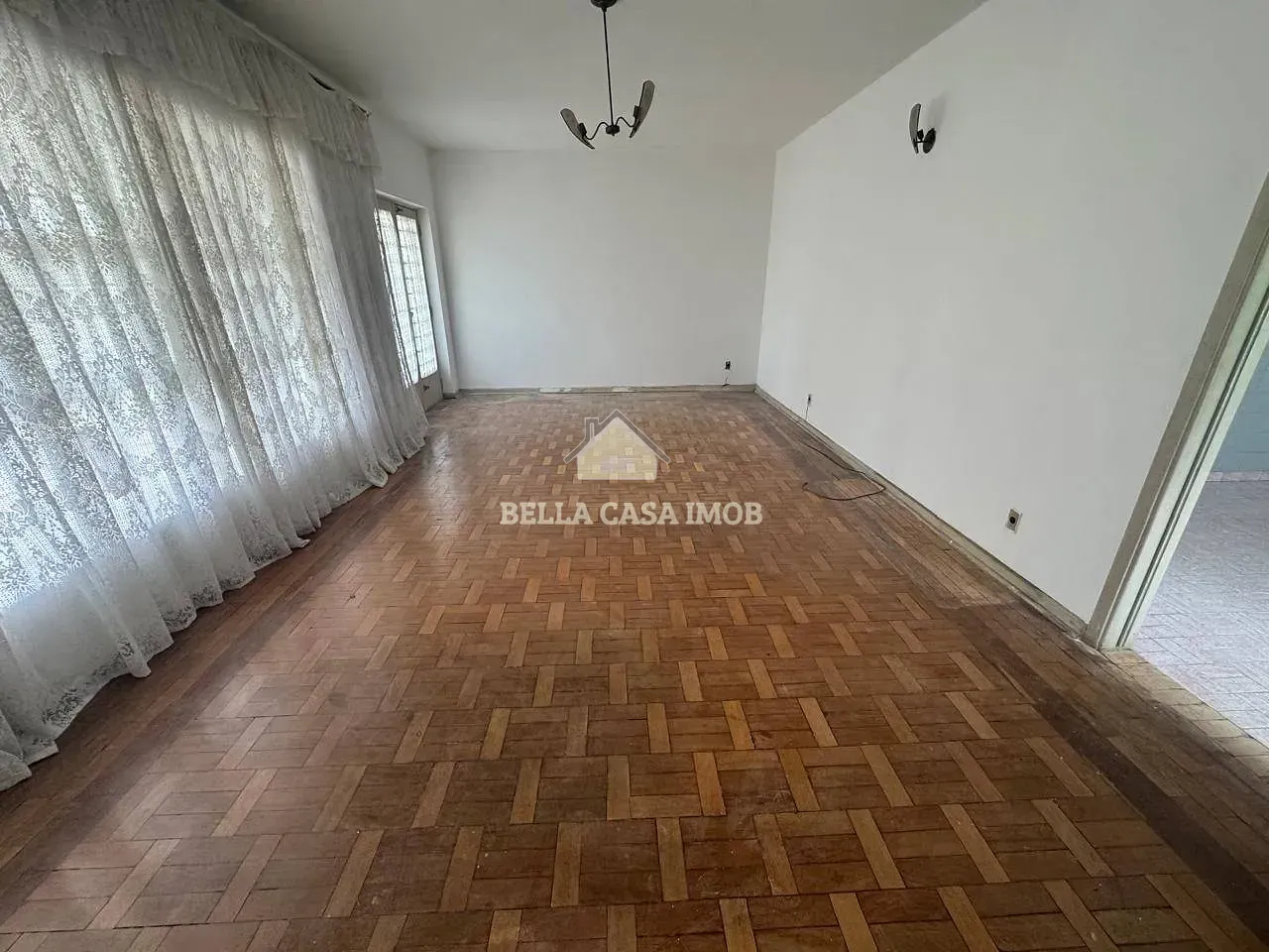 Casa, 3 quartos, 210 m² - Foto 1
