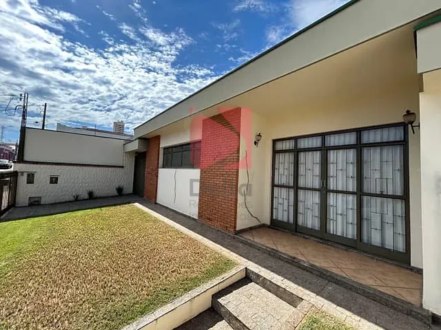 Casa 3 quartos e 3 banheiros, à venda, no bairro Centro em Pirassununga