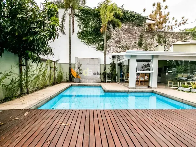 Casa 4 quartos e 7 banheiros, à venda, no bairro Alphaville em Santana de Parnaíba