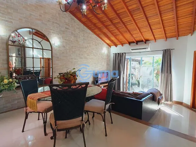 Casa com 250m² 3 quartos e 4 banheiros, à venda, no bairro Jardim Vista Alegre em Bragança Paulista