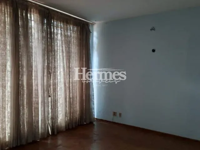 Casa com 541m² 3 quartos e 1 banheiro, à venda ou para alugar, no bairro Centro em Cosmópolis