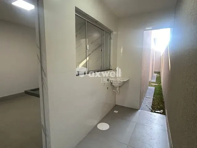 Casa com 150m² 3 quartos e 2 banheiros, à venda, no bairro Residencial Canadá em Goiânia