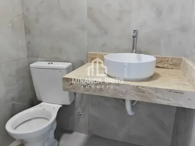 Casa 3 quartos e 2 banheiros, à venda, no bairro Mansões Paraíso em Aparecida de Goiânia