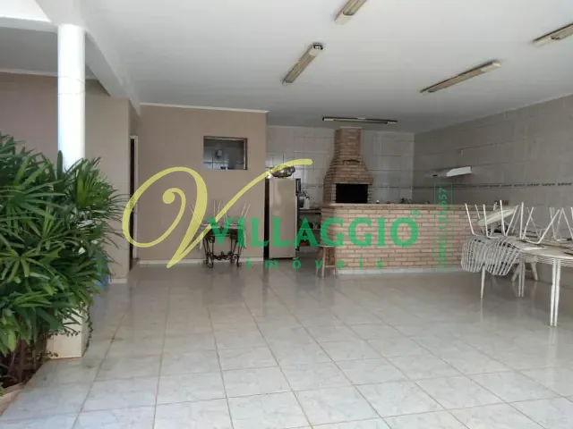 Casa com 363m² 3 quartos e 3 banheiros, à venda, no bairro Vila Santa Cruz em São José do Rio Preto