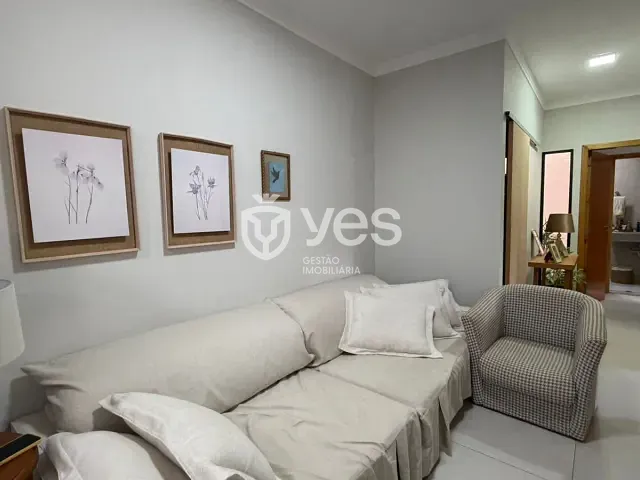 Casa 3 quartos e 2 banheiros, à venda, no bairro Vila Estância em Araxá