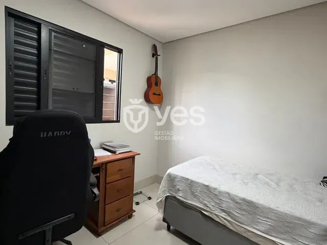 Casa 3 quartos e 2 banheiros, à venda, no bairro Vila Estância em Araxá