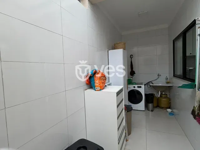 Casa 3 quartos e 2 banheiros, à venda, no bairro Vila Estância em Araxá