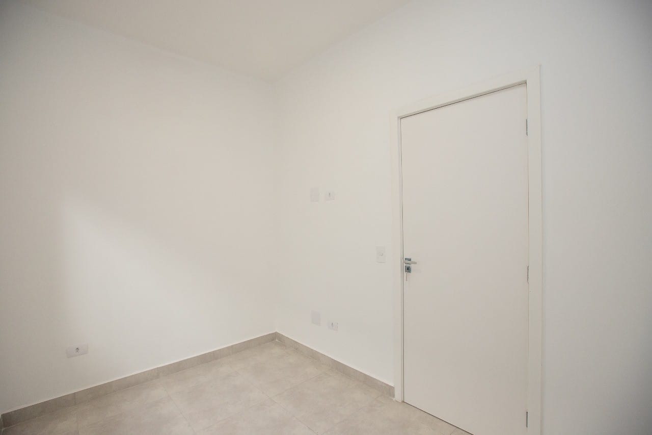 Casa à venda com 3 quartos, 106m² - Foto 4