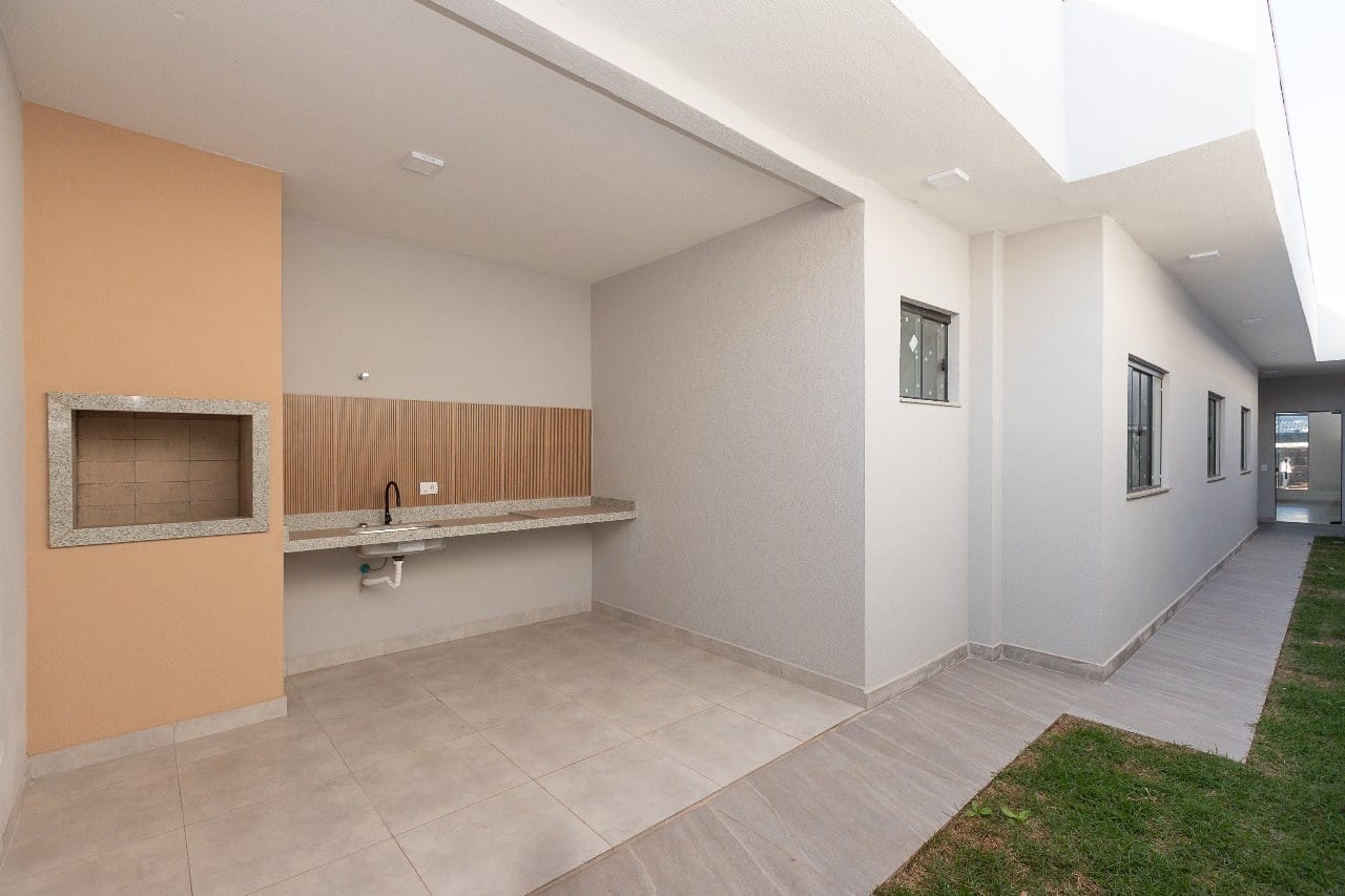 Casa à venda com 3 quartos, 106m² - Foto 9