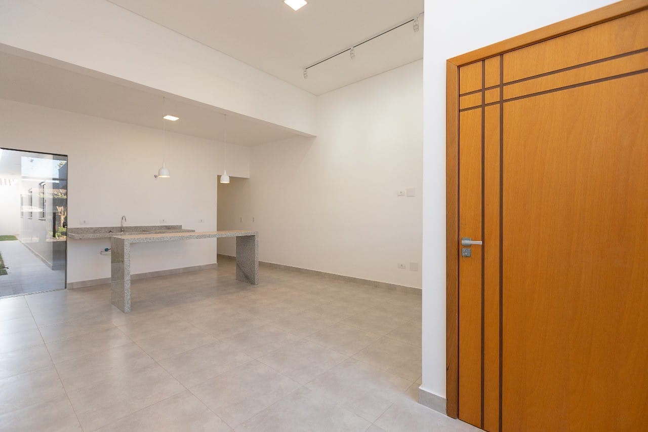 Casa à venda com 3 quartos, 106m² - Foto 8