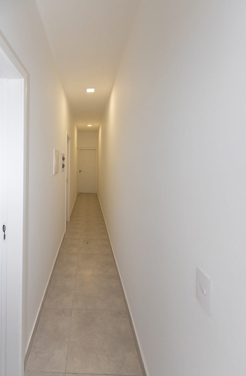 Casa à venda com 3 quartos, 106m² - Foto 11