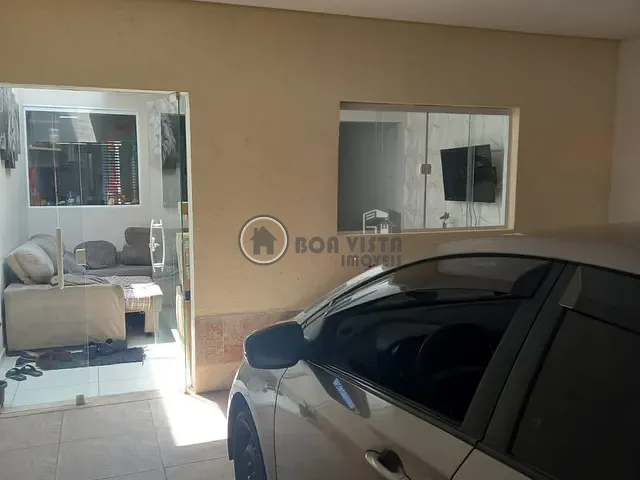 Casa 2 quartos e 1 banheiro, à venda, no bairro Parque Maria Helena em Suzano