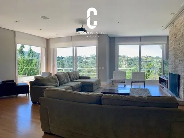 Casa com 1284m² 7 quartos e 7 banheiros, à venda, no bairro Recanto das Araucárias em Campos Do Jordão