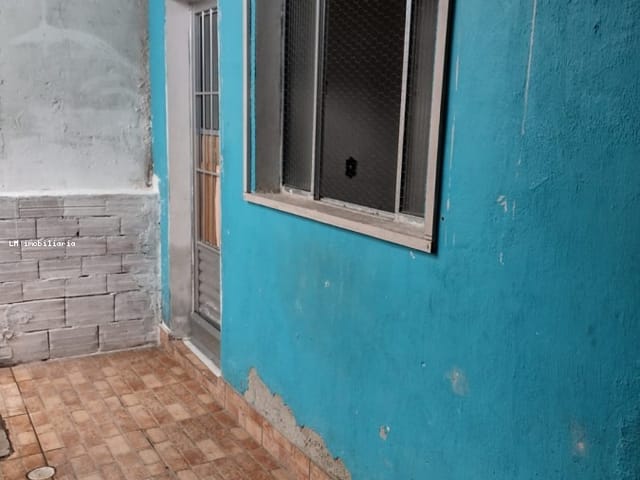 Casa 2 quartos e 1 banheiro, à venda, no bairro Jardim Suzanópolis em Suzano