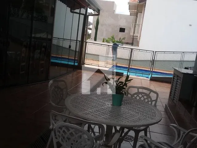 Casa com 250m² 3 quartos e 2 banheiros, à venda, no bairro Jardim Guanciale em Campo Limpo Paulista