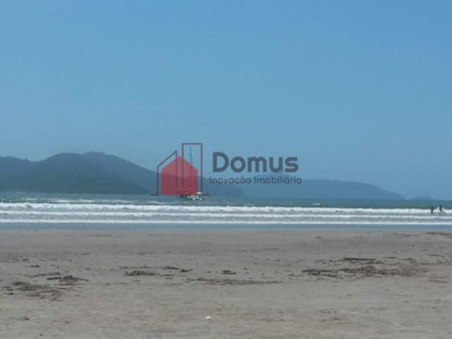 Casa com 750m², à venda, no bairro Silop em Ubatuba