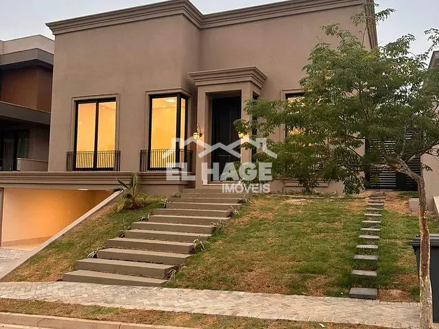 Casa com 488m² 4 quartos e 6 banheiros, à venda, no bairro Parque Amperco em Cuiabá