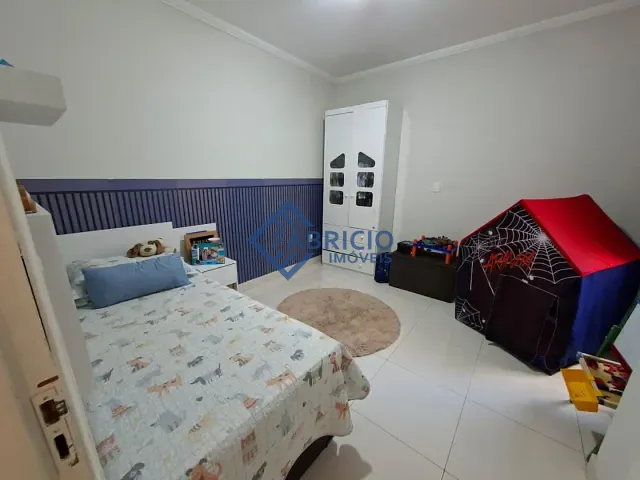 Casa com 250m² 3 quartos e 1 banheiro, à venda, no bairro Centro em Vinhedo