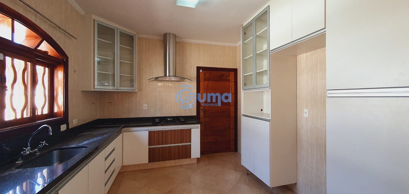 Casa à venda e aluguel com 3 quartos, 320m² - Foto 16