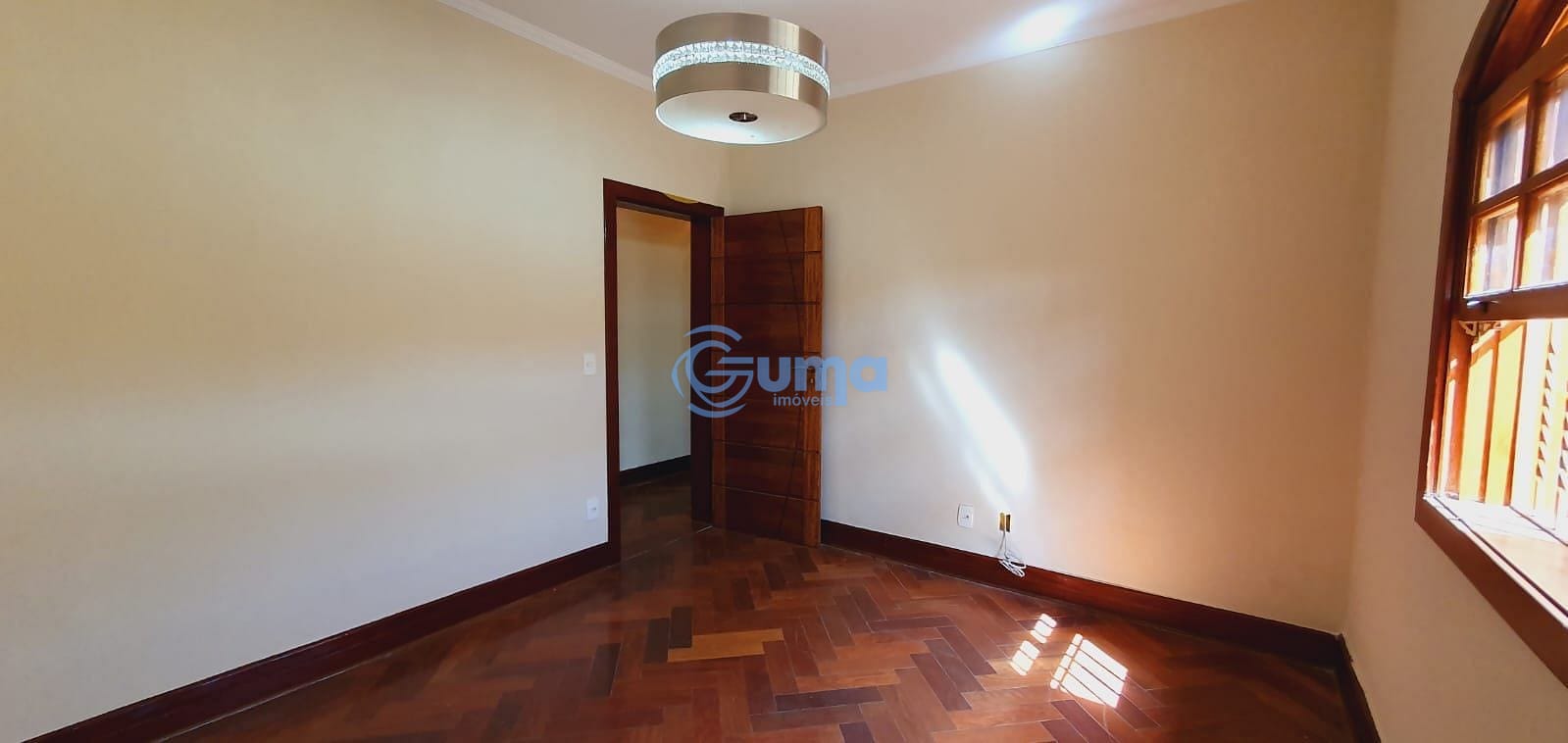 Casa à venda e aluguel com 3 quartos, 320m² - Foto 20