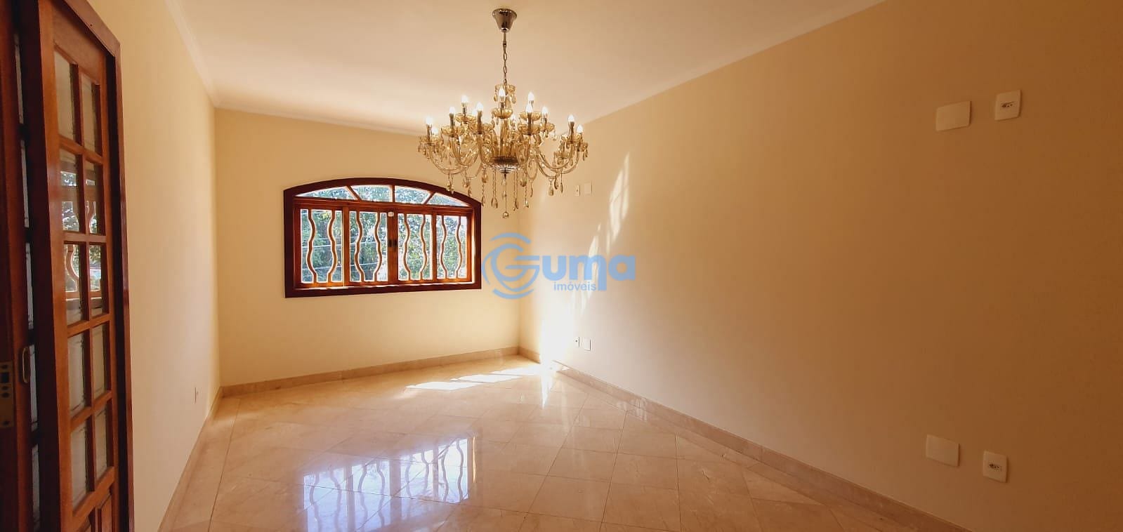 Casa à venda e aluguel com 3 quartos, 320m² - Foto 13