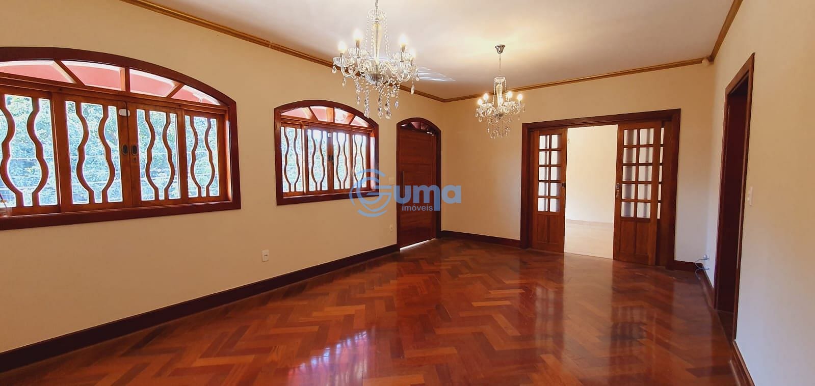 Casa à venda e aluguel com 3 quartos, 320m² - Foto 9
