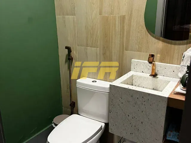 Casa com 205m² 3 quartos e 3 banheiros, à venda, no bairro Residencial Vila Romana em Pindamonhangaba