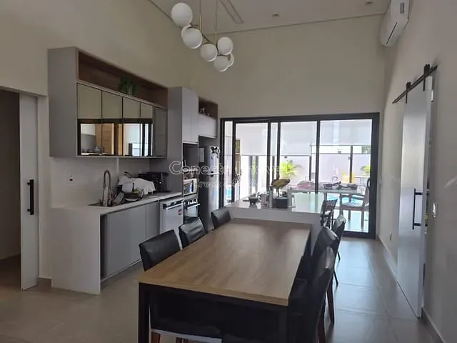 Casa com 333m² 3 quartos e 3 banheiros, à venda, no bairro Reserva do Jaguary em Jaguariúna