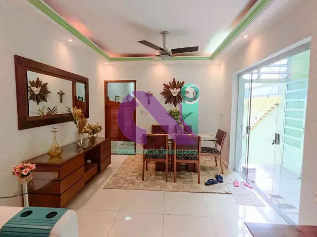 Casa 4 quartos e 2 banheiros, à venda, no bairro Jaguaribe em Osasco