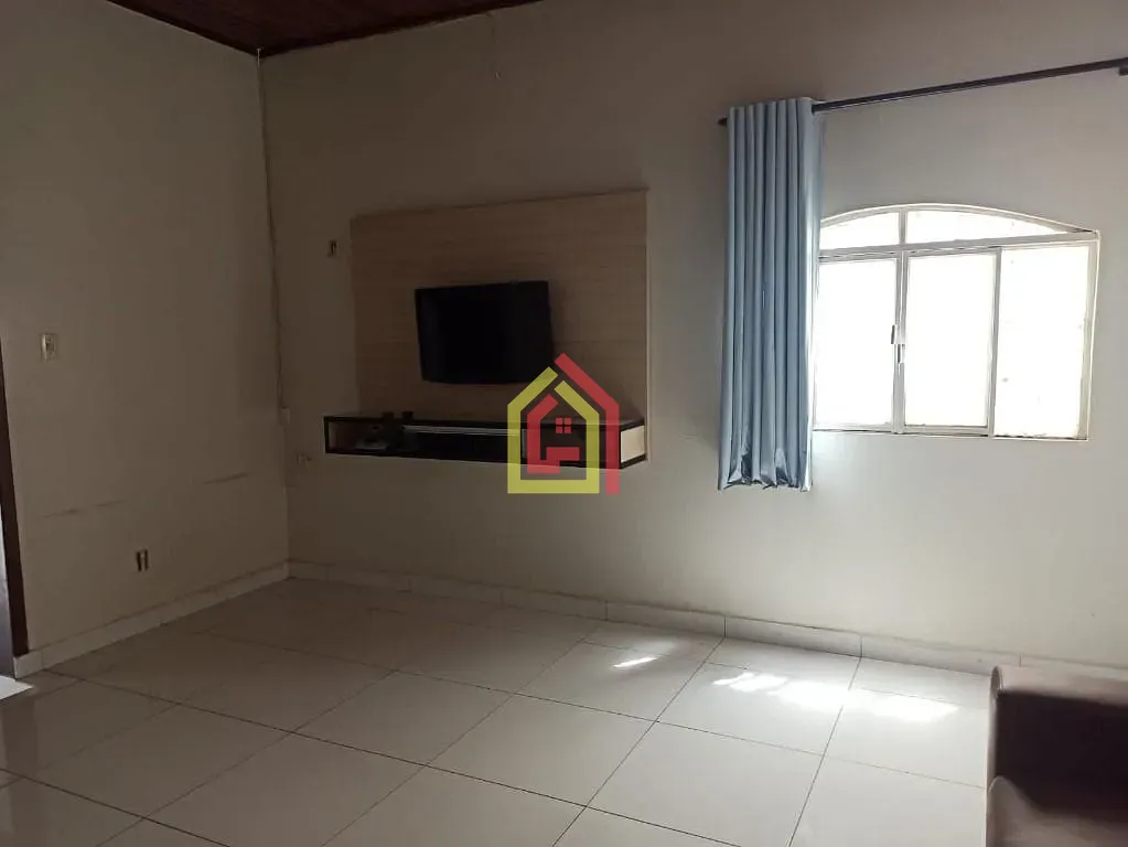 Casa para alugar com 3 quartos, 1 suíte, 8 vagas e 120m² no Nova Marabá, Marabá (PA) — foto 3 de 15