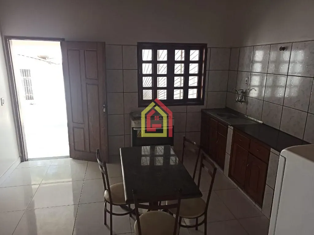 Casa para alugar com 3 quartos, 1 suíte, 8 vagas e 120m² no Nova Marabá, Marabá (PA) — foto 5 de 15
