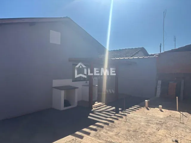 Casa com 214m² 2 quartos e 1 banheiro, à venda, no bairro Conjunto Habitacional Gilberto Rossetti em Mococa