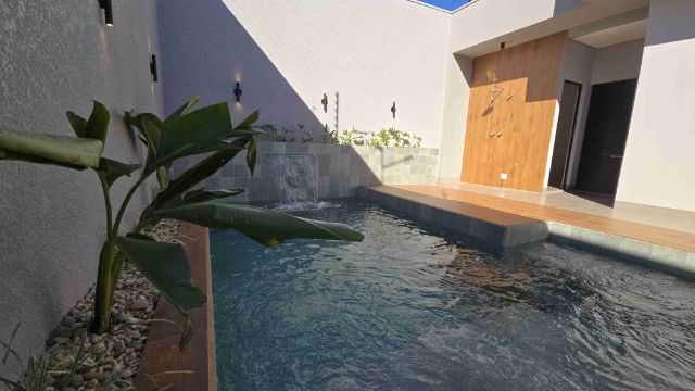 Casa 3 quartos e 4 banheiros, à venda, no bairro Jardim Real em Maringá