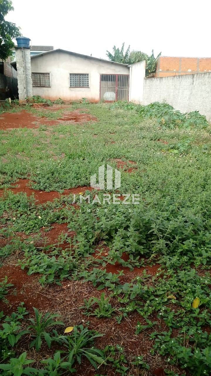 Casa à venda com 2 quartos, 90m² - Foto 2