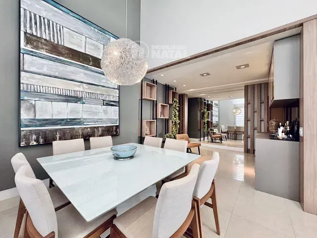 Casa com 373m² 3 quartos e 4 banheiros, à venda, no bairro Vivendas do Arvoredo em Londrina