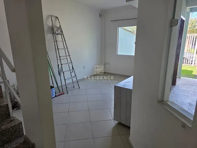 Casa com 180m² 3 quartos e 3 banheiros, à venda, no bairro Village em Porto Real