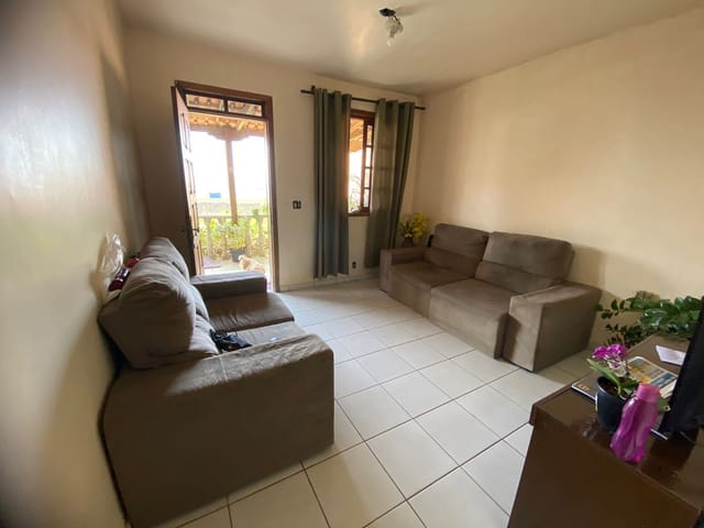 Casa 3 quartos e 1 banheiro, à venda, no bairro Belo Vale em Santa Luzia