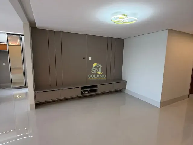 Casa com 370m² 4 quartos e 4 banheiros, à venda, no bairro Parque Amazônia em Goiânia