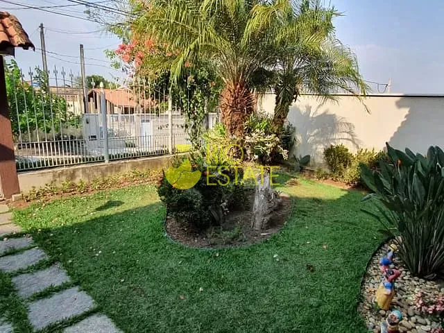 Casa com 327m² 3 quartos e 5 banheiros, à venda, no bairro Loteamento Bondarovshy em Quatis