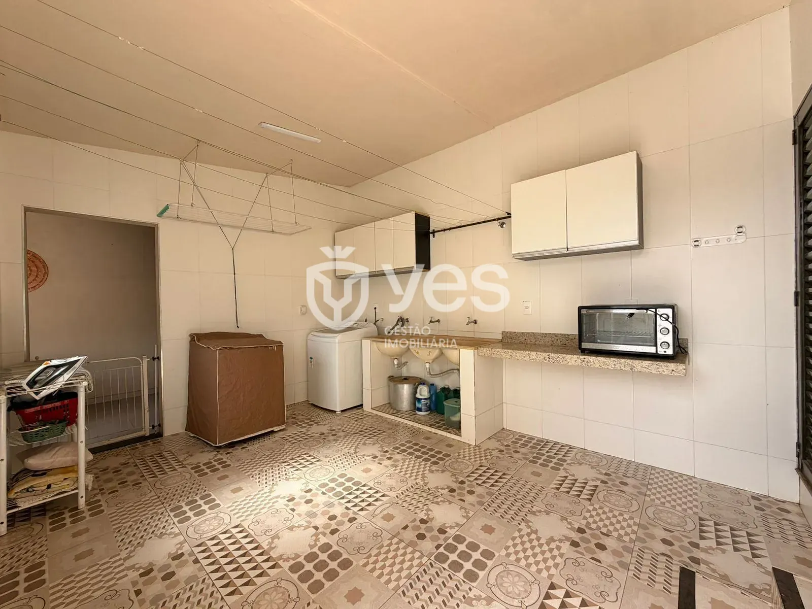 Casa, 4 quartos, 300 m² - Foto 2