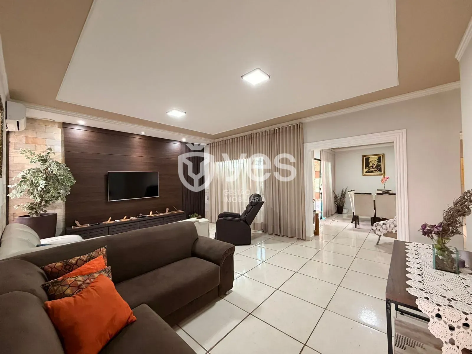 Casa, 4 quartos, 300 m² - Foto 16
